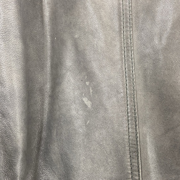 Bernardo leather grey metallic zip front jacket quilting look detail pockets - Picture 10 of 16